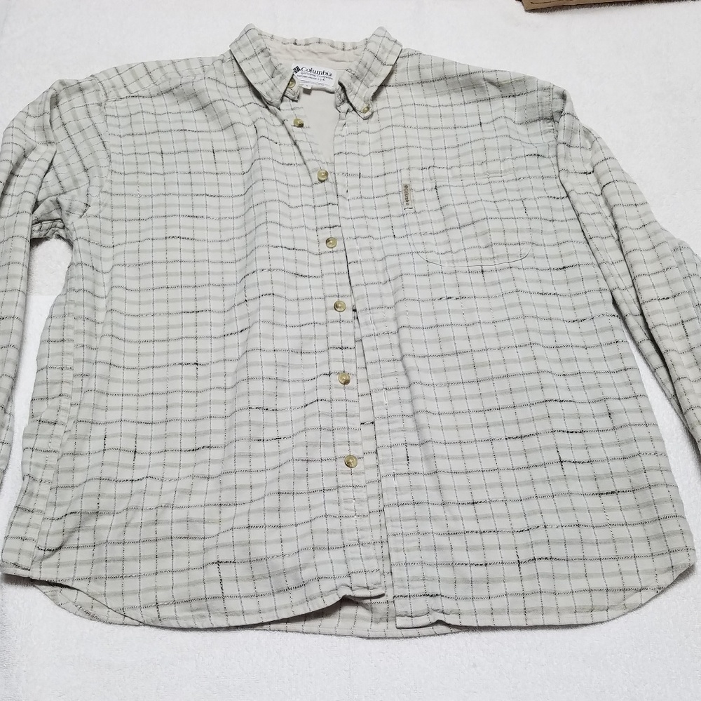 Columbia  casual button down long sleeve shirt XL